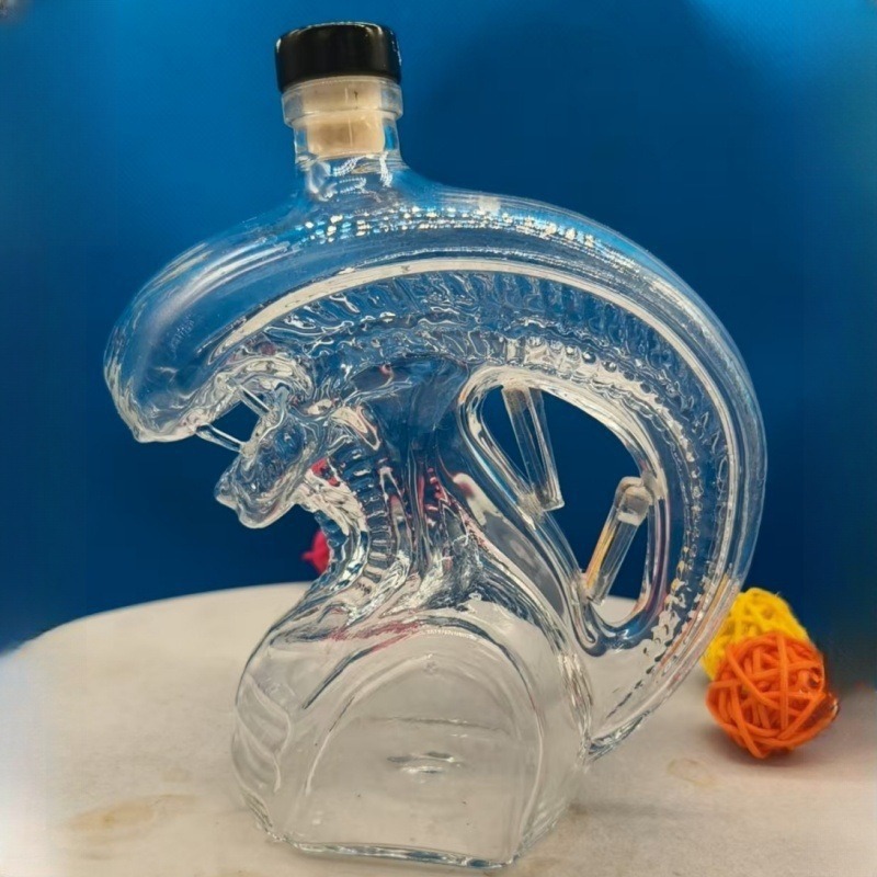 Alien Xenomorph Shaped Whiskey - Glass Decanter Whiskey reseña y precio